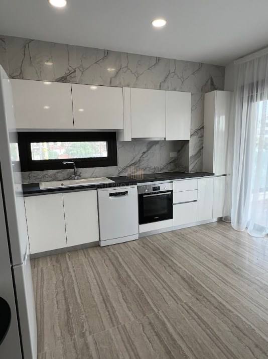 Apartment, 3 bedrooms — 8