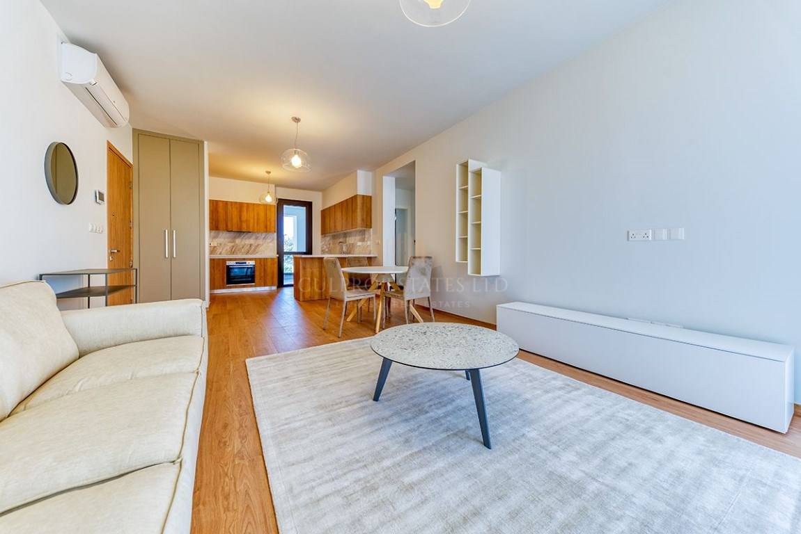 Apartment, 2 bedrooms — 8