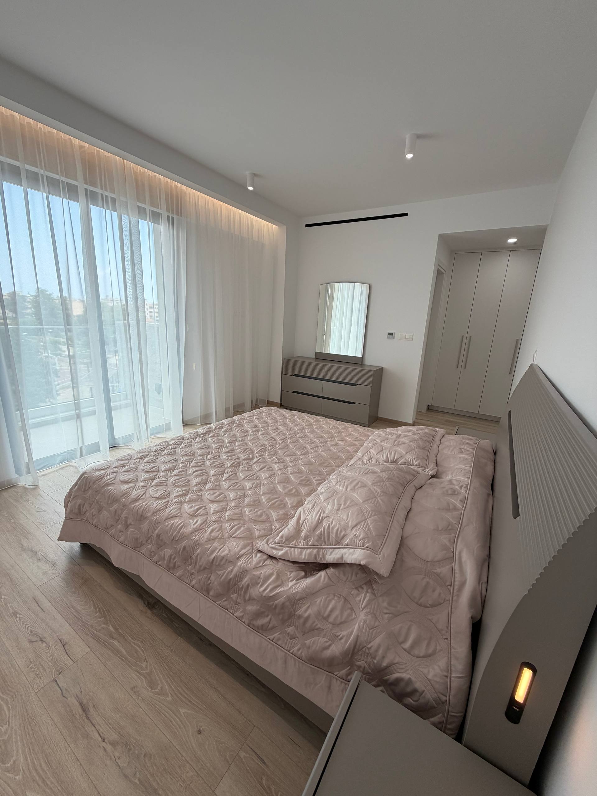 Apartment, 2 bedrooms — 5