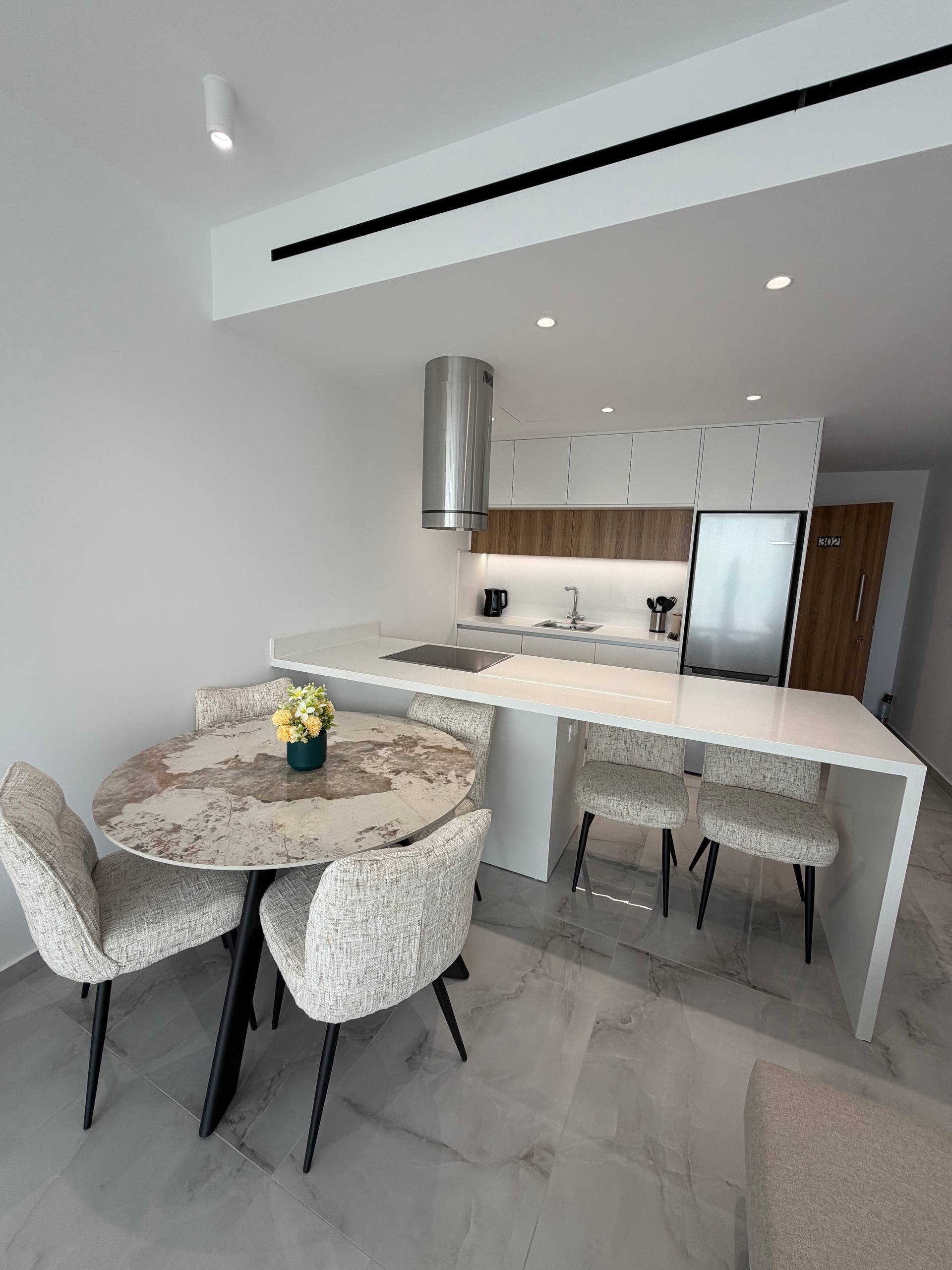 Apartment, 2 bedrooms — 8