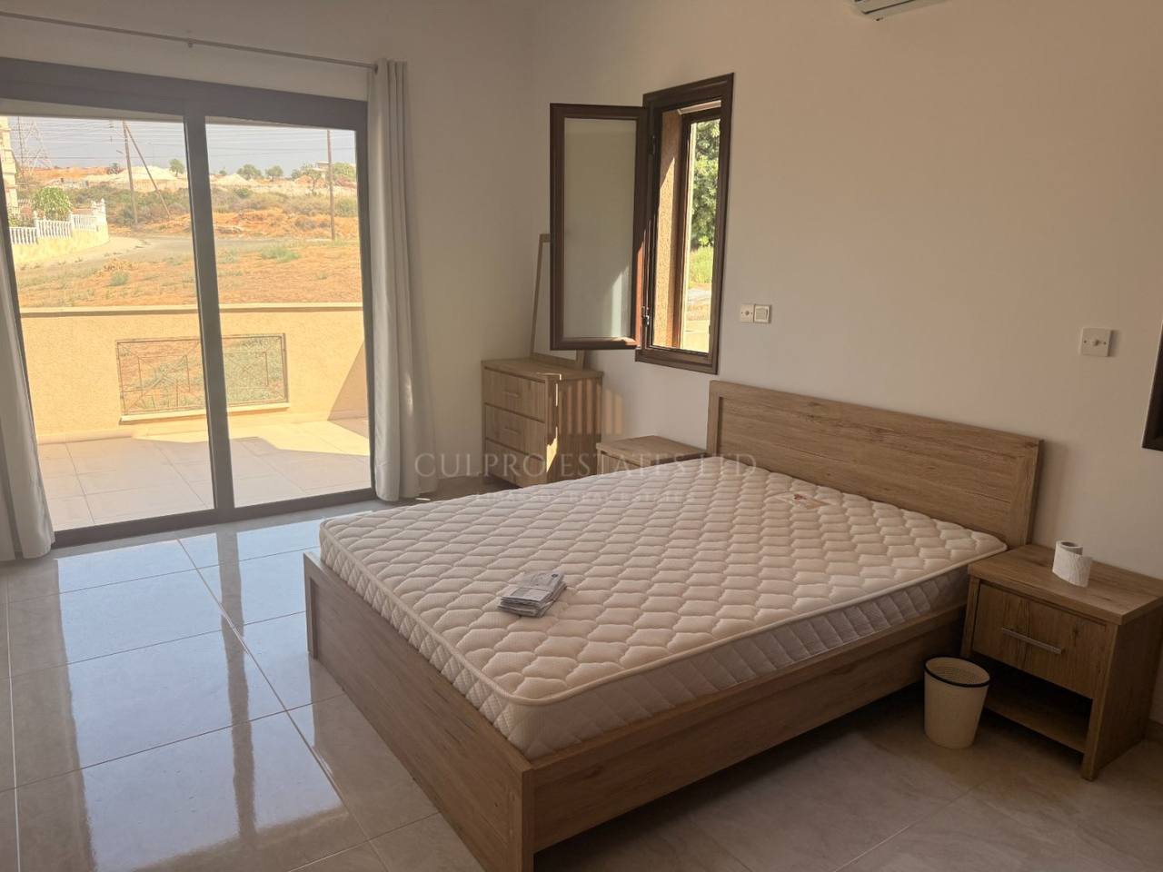 Villa, 4 bedrooms — 5