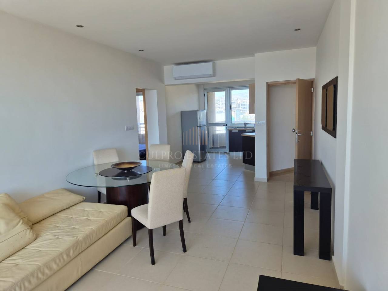 Apartment, 2 bedrooms — 8