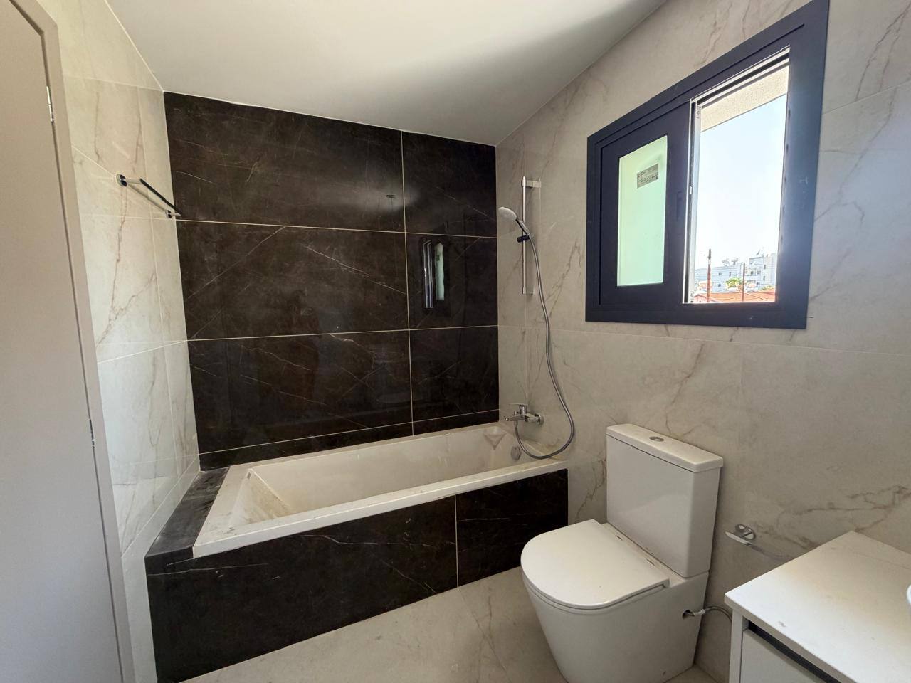 Apartment, 2 bedrooms — 5