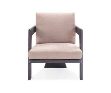 KARI LOUNGE CHAIR