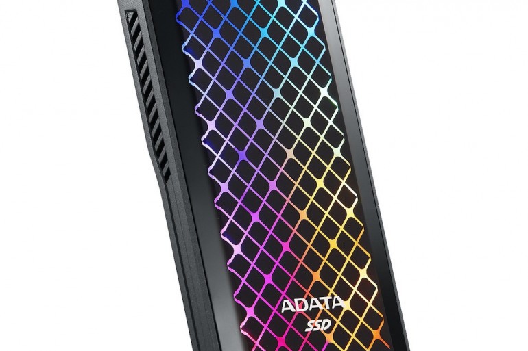 ADATA анонсира ново външно SSD устройство с RGB подсветка