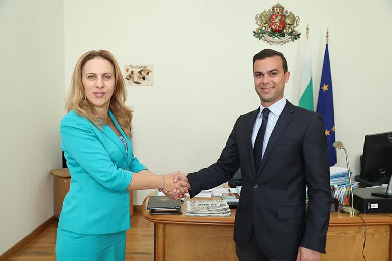 Вицепремиерът и министърът на икономиката се включват в специално издание на SMEsWebinars, посветено на киберсигурността