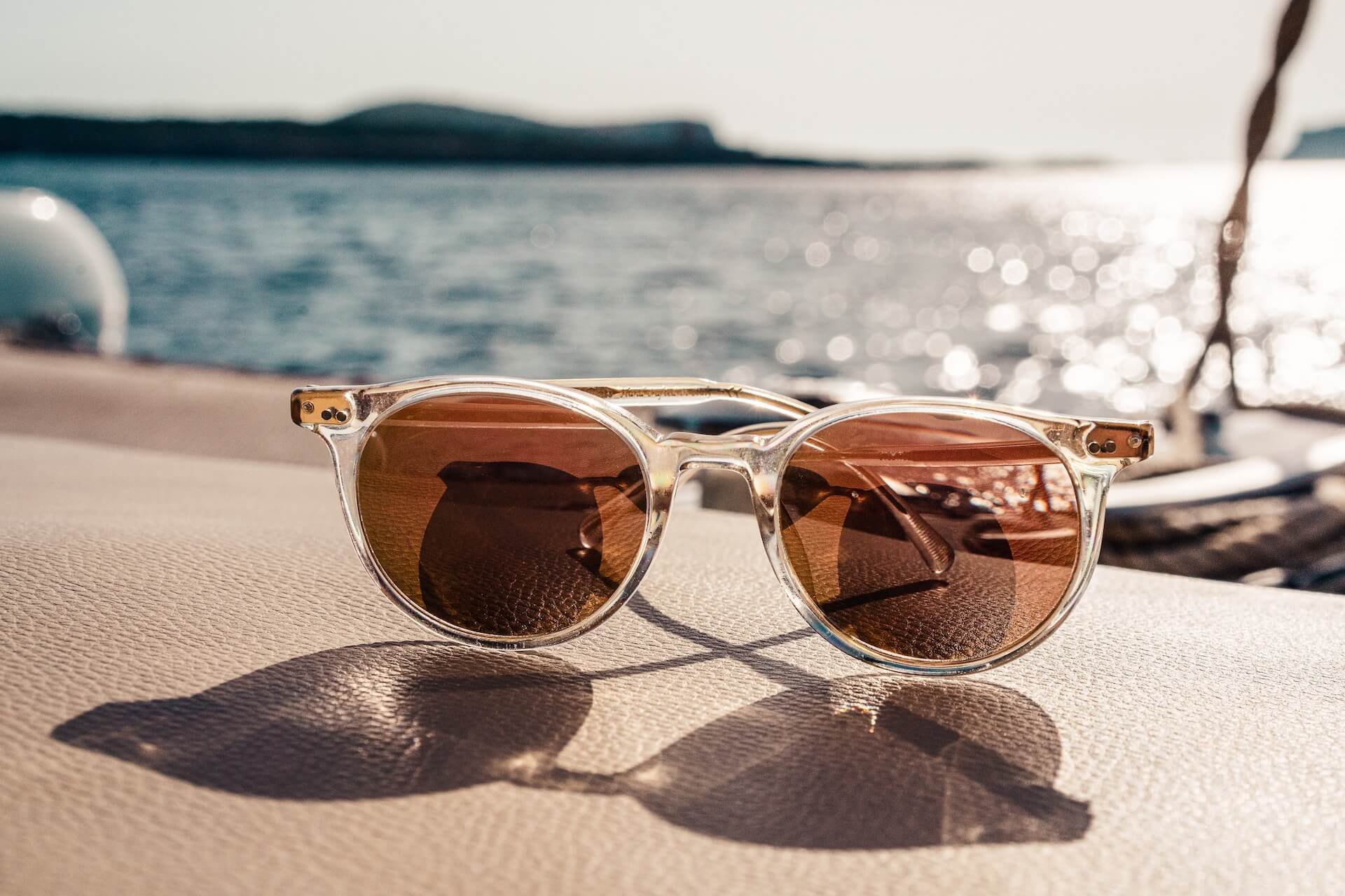 Слънчеви очила: защита, стил и здраве на очите