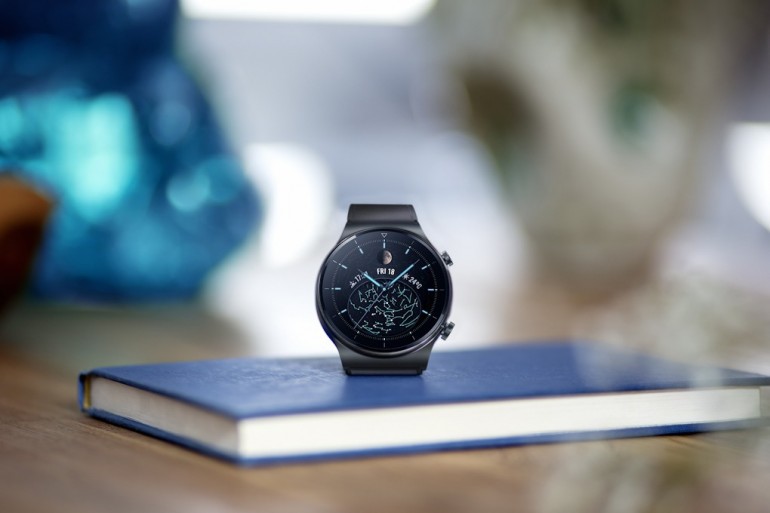 Huawei Watch GT 2 Pro стартира продажби в България на цена от 579 лева