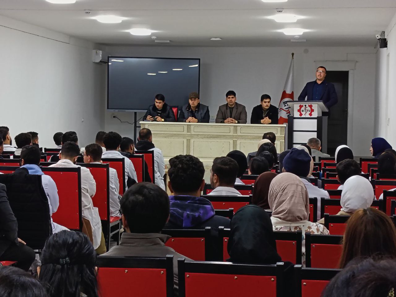 Xorijiy talabalar bilan uchrashuv