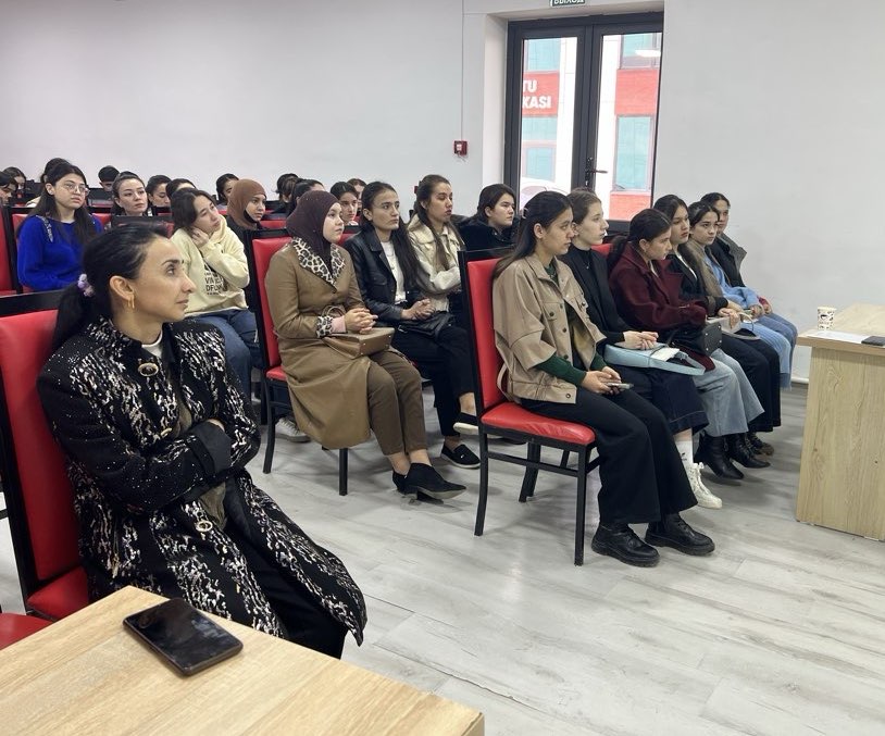 BITUda “Standup” loyihasi o’tkazildi.