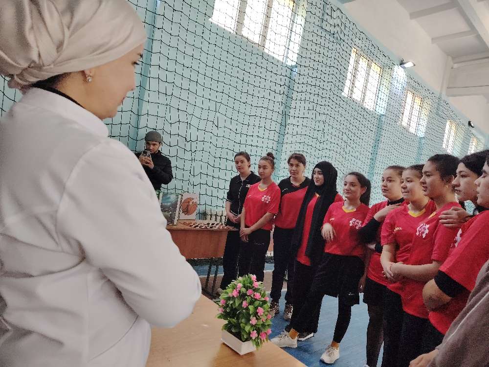 Quvnoq startlar. Volleyboll